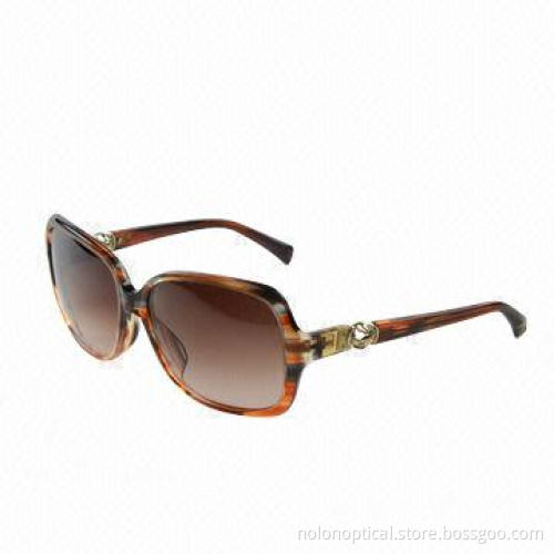 Ladies sunglasses with diamond
